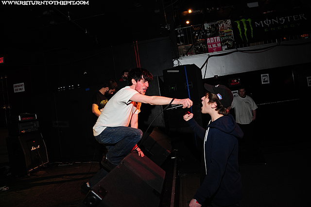 [she has fallen on Apr 15, 2011 at the Palladium - Secondstage (Worcester, MA)]