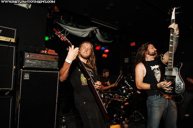 [skeleton witch on Sep 27, 2007 at the Palladium (Worcester, Ma)]