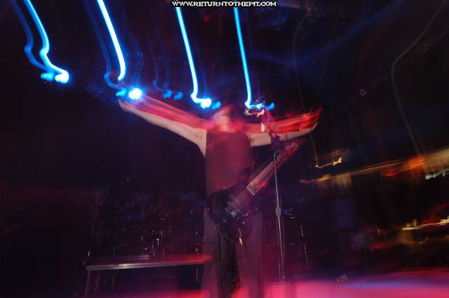 [strapping young lad on Jun 25, 2005 at Tsongas Arena (Lowell, Ma)]