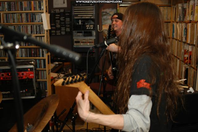 [teratism on Apr 5, 2004 at Live in the WUNH Studios (Durham, NH)]