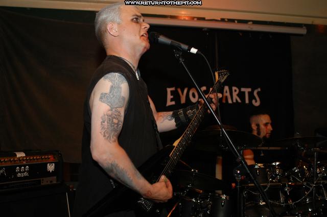 [thanos nocturnum on May 28, 2004 at Evo's Art Space (Lowell, Ma)]