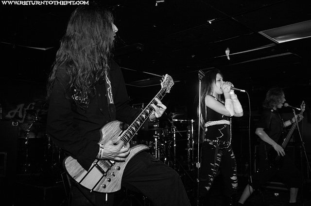 [the agonist on Oct 19, 2007 at Mark's Showplace (Bedford, NH)]