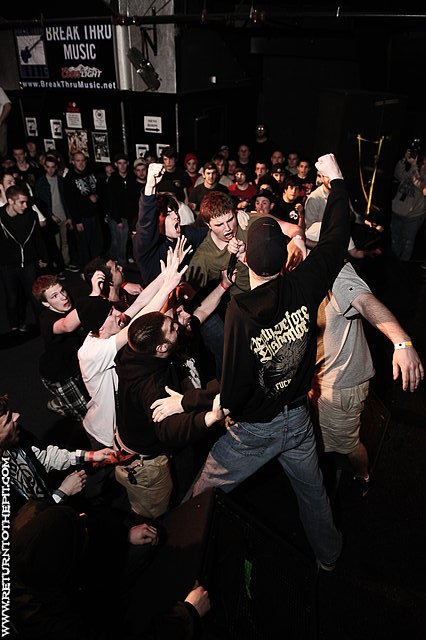 [the carrier on Apr 15, 2011 at the Palladium - Secondstage (Worcester, MA)]