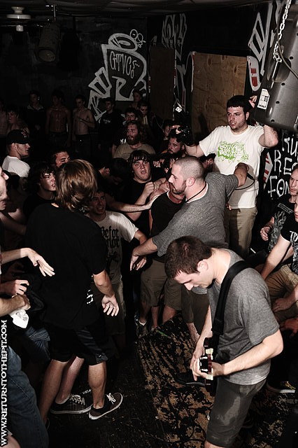[the carrier on Jul 1, 2010 at Anchors Up (Haverhill, MA)]