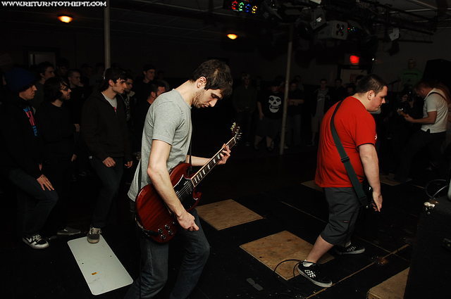 [the kids cant lose on Apr 20, 2007 at Tiger's Den (Brockton, Ma)]