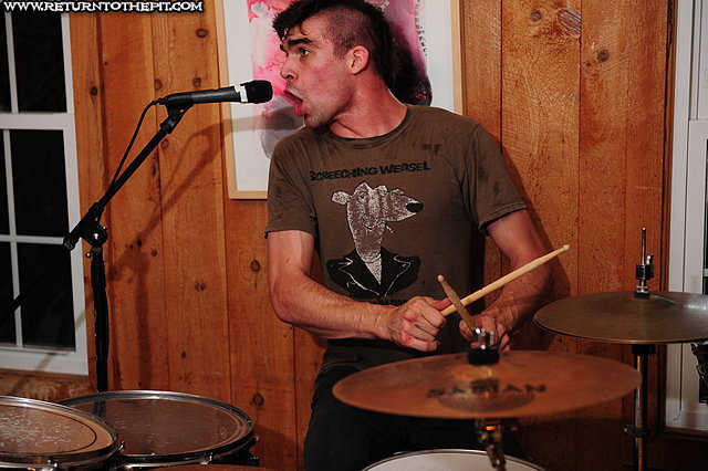 [the labor pains on Aug 6, 2011 at Heat Bar & Grill (Laconia, NH)]