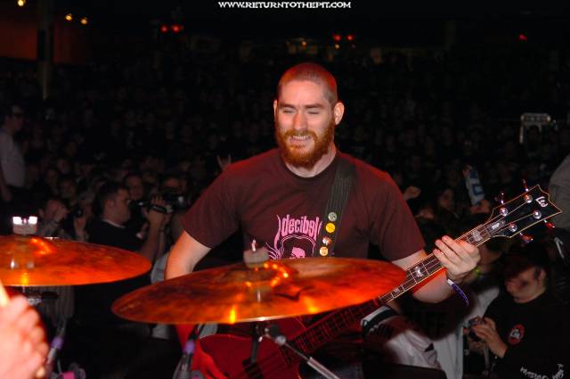[the red chord on Apr 23, 2005 at the Palladium - main stage (Worcester, Ma)]