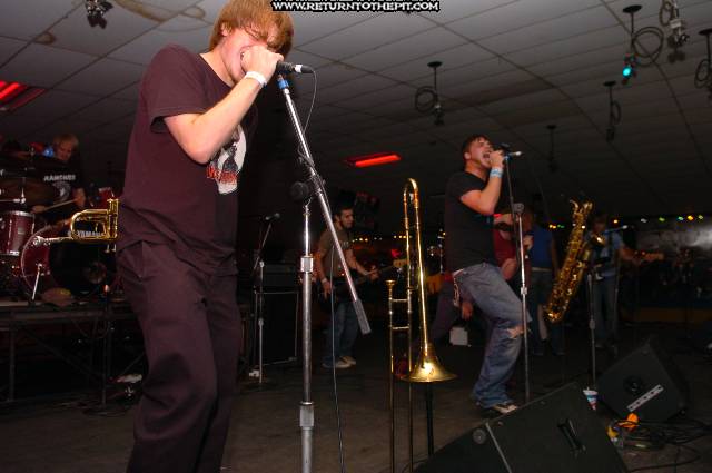 [the superspecs on Jul 14, 2005 at Roller Kingdom - main stage (Hudson, Ma)]