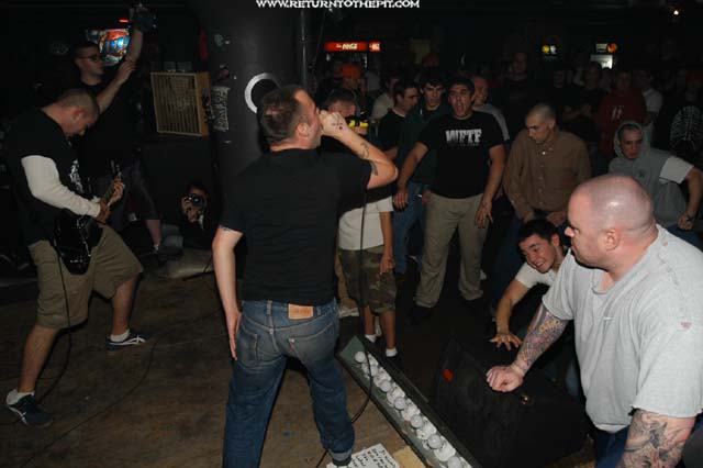 [think i care on Oct 12, 2003 at the Bombshelter (Manchester, NH)]