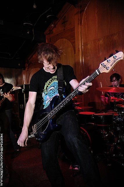 [this or the apocalypse on Apr 18, 2009 at Chasers - Thirdstage (Worcester, MA)]