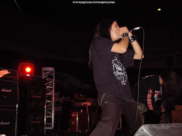 [throcult on Jul 27, 2002 at Milwaukee Metalfest Day 2 crash (Milwaukee, WI)]