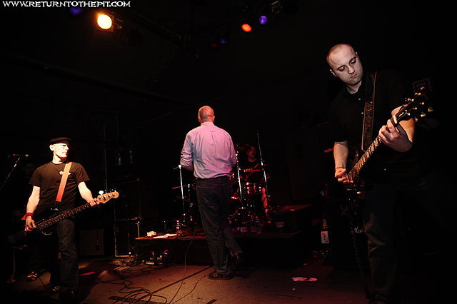 [tommy and the terrors on Apr 5, 2009 at Harpers Ferry (Allston, MA)]