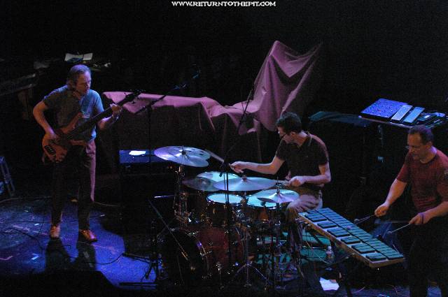 [tunnels on May 18, 2005 at Somerville Theater (Somerville, Ma)]