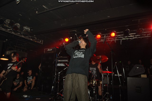 [unholy grave on May 28, 2006 at Sonar (Baltimore, MD)]