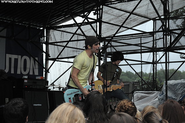 [pull the pin on Jul 23, 2008 at Comcast Center - East Cost Indie Stage (Mansfield, MA)]