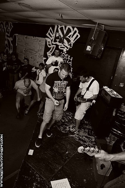 [watchfire on Jul 1, 2010 at Anchors Up (Haverhill, MA)]